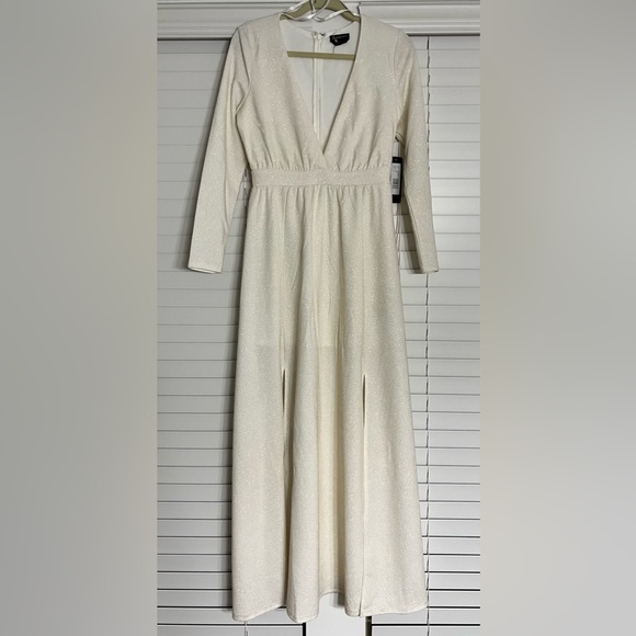 Deep V maxi dress.***PLEASE READ THE DESCRIPTION CAREFULLY, Thanks*** - Picture 5 of 16